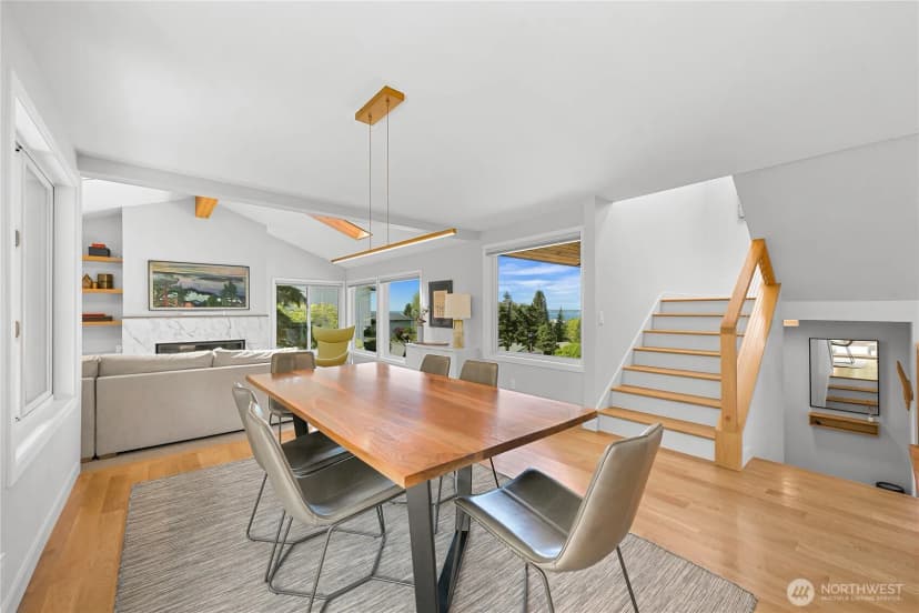 Property photo for 220 Bayside Road, Bellingham photo 18