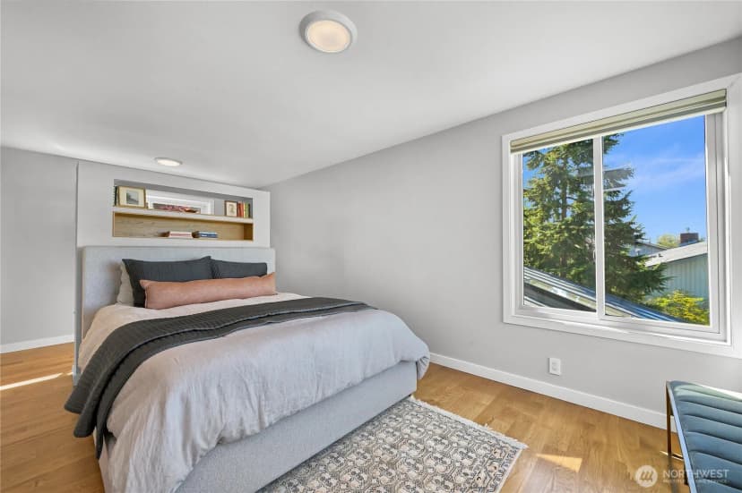Property photo for 220 Bayside Road, Bellingham photo 22