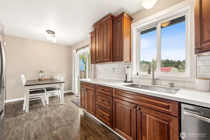 Property photo for 36010 Pulford Road E, Eatonville photo 12