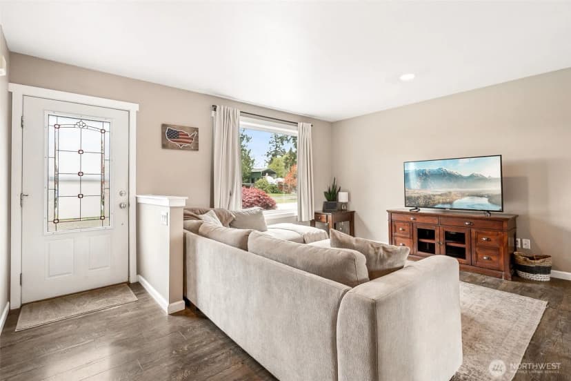 Property photo for 36010 Pulford Road E, Eatonville photo 6