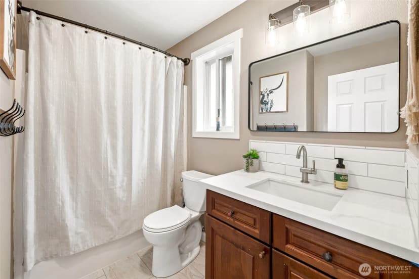 Property photo for 36010 Pulford Road E, Eatonville photo 15