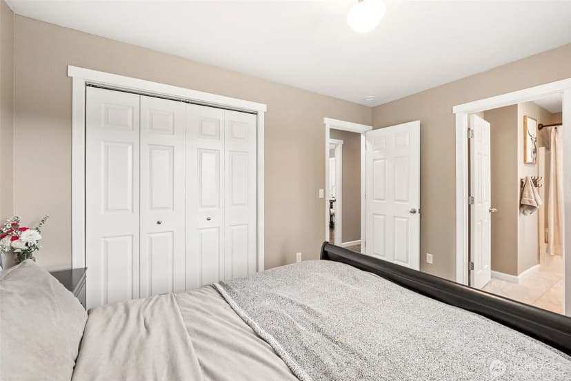 Property photo for 36010 Pulford Road E, Eatonville photo 14