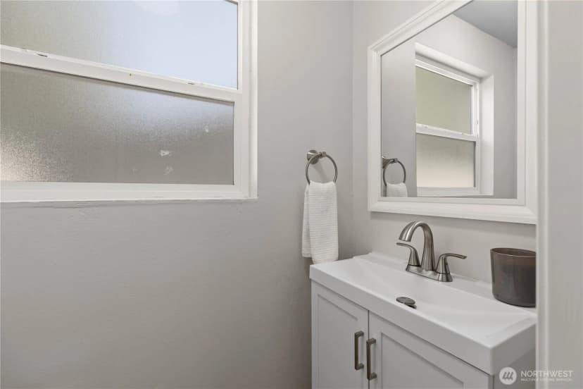 Property photo for 12604 177th Place Se, Renton photo 17