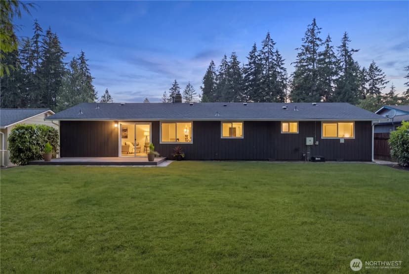 Property photo for 12604 177th Place Se, Renton photo 3