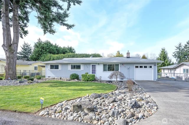 Property photo for 7614 47th Avenue E, Tacoma photo 2