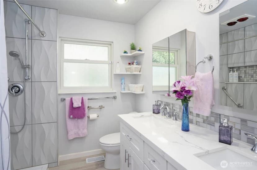 Property photo for 7614 47th Avenue E, Tacoma photo 12