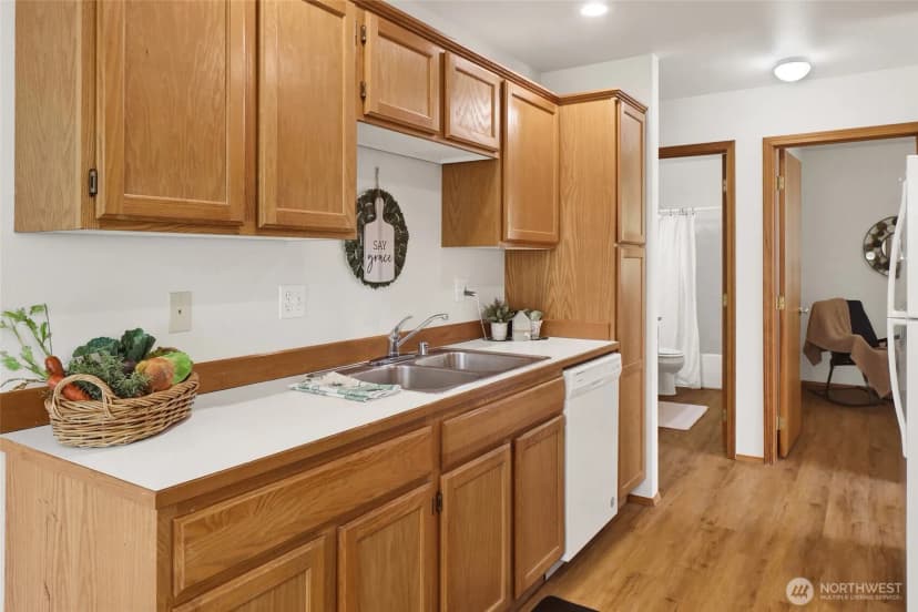 Property photo for 2185 Eastwood Way, Lynden photo 15