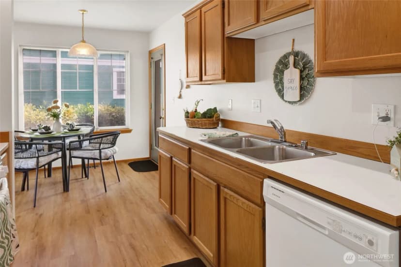 Property photo for 2185 Eastwood Way, Lynden photo 18