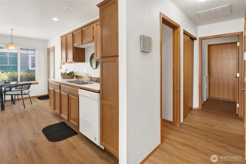 Property photo for 2185 Eastwood Way, Lynden photo 19