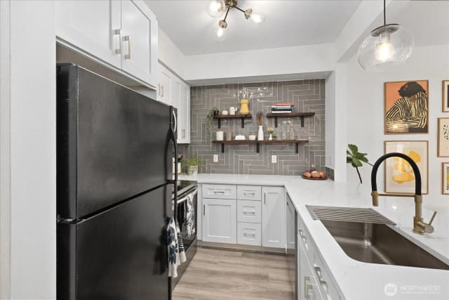 Property photo for 13000 Admiralty Way #d103, Everett photo 3