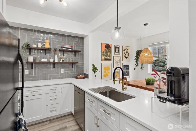 Property photo for 13000 Admiralty Way #d103, Everett