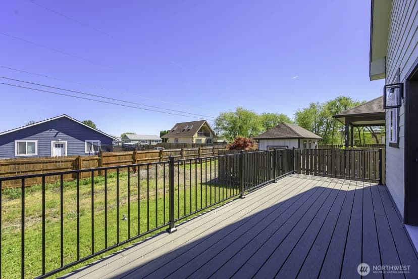 Property photo for 624 Aster Street S, Soap Lake photo 31