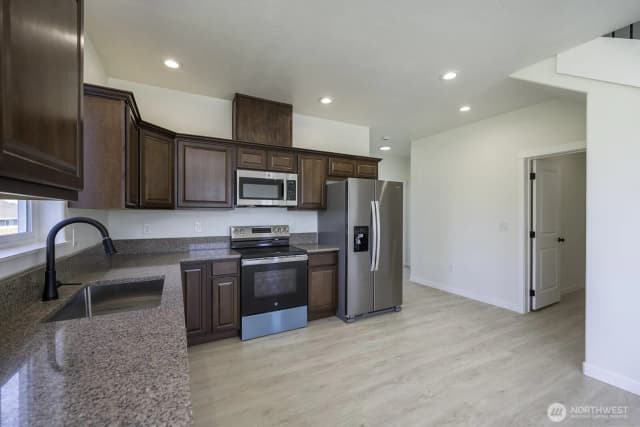 Property photo for 624 Aster Street S, Soap Lake photo 4