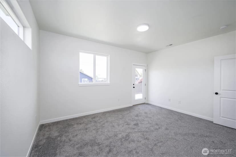 Property photo for 624 Aster Street S, Soap Lake photo 19