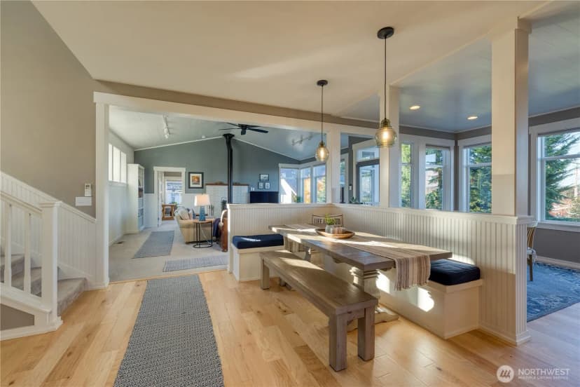 Property photo for 806 Nw Alexander Street, Coupeville photo 8