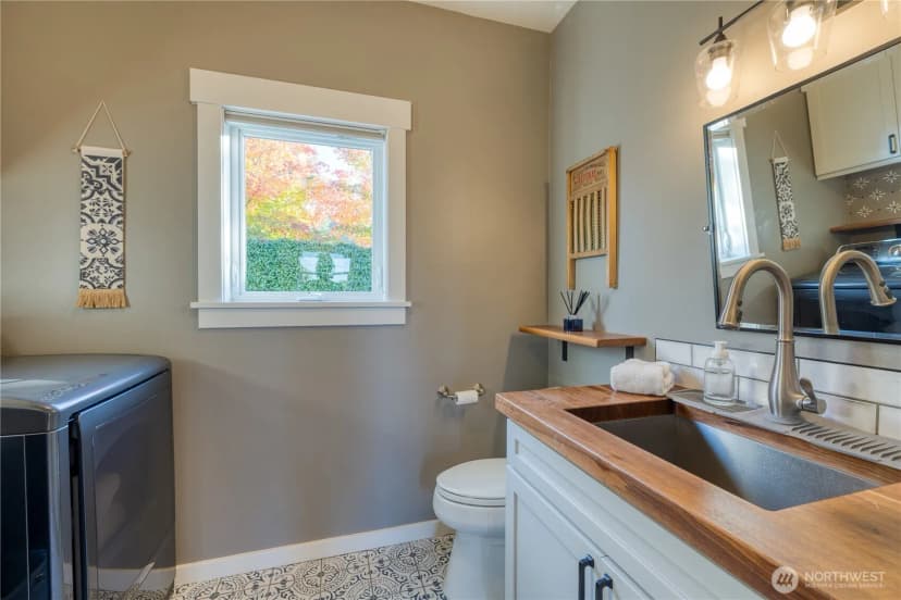 Property photo for 806 Nw Alexander Street, Coupeville photo 14