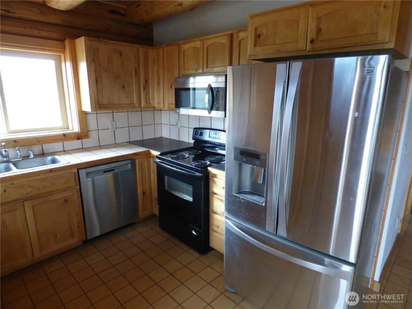Property photo for 391 Indian Dan Canyon Road, Brewster photo 21