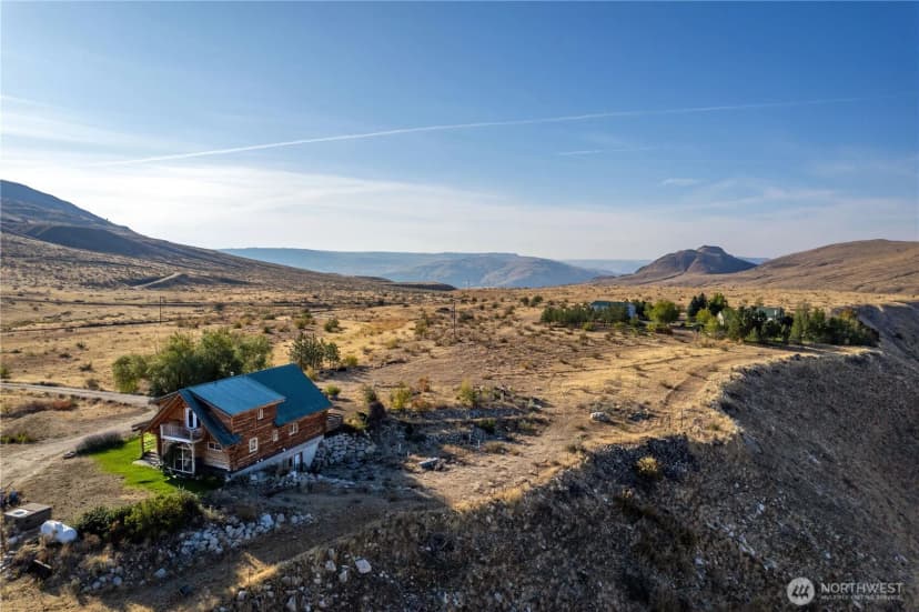 Property photo for 391 Indian Dan Canyon Road, Brewster photo 4