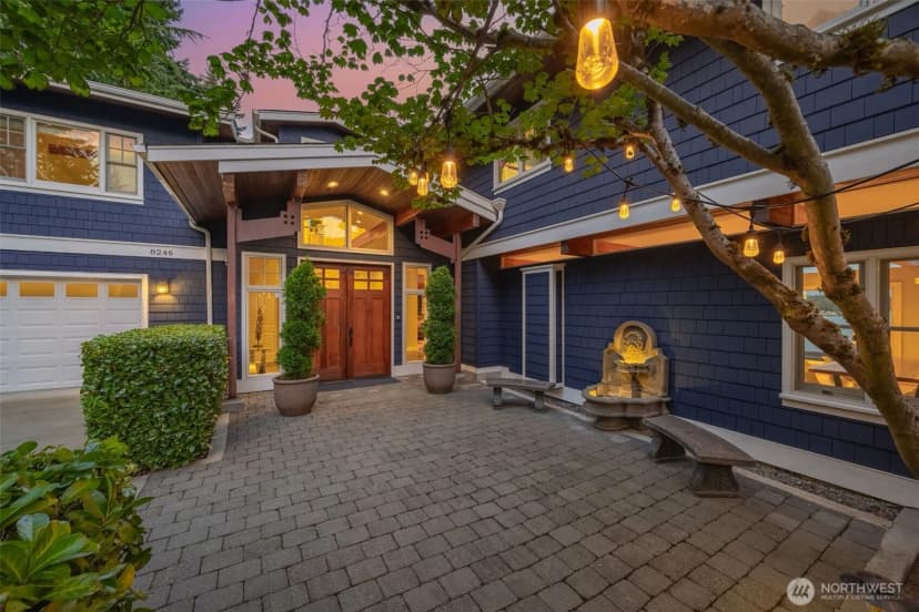 Property photo for 8246 E Mercer Way, Mercer Island photo 2