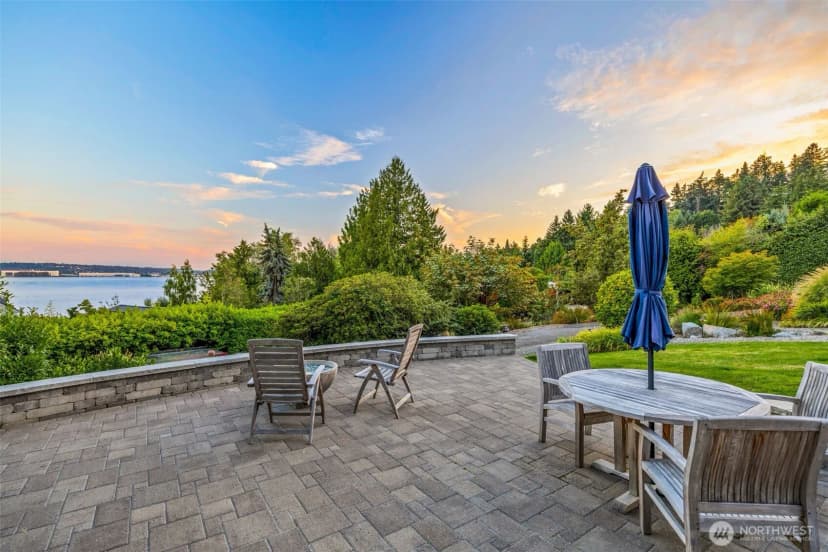 Property photo for 8246 E Mercer Way, Mercer Island photo 33