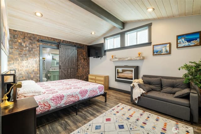 Property photo for 1220 S Forrest Street, Westport photo 4