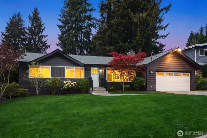 Property photo for 15238 Ne 3rd Place, Bellevue