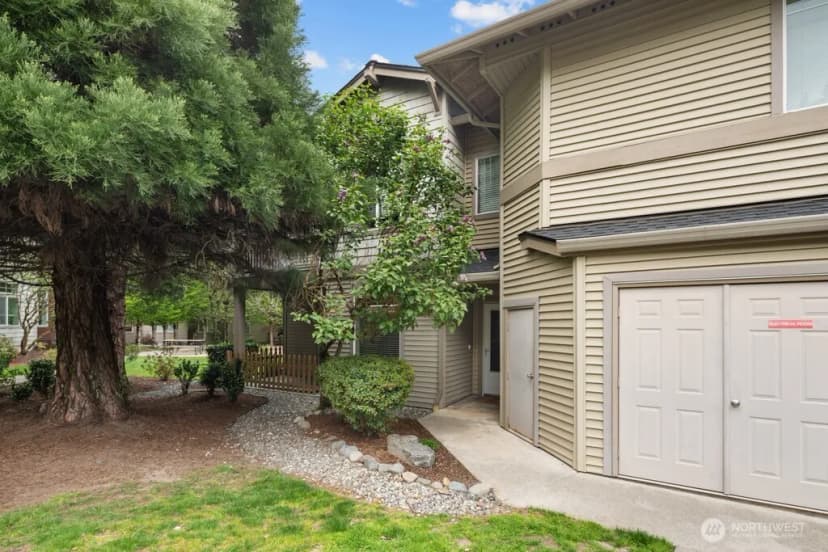 Property photo for 15325 Se 155th Place #x1, Renton photo 17