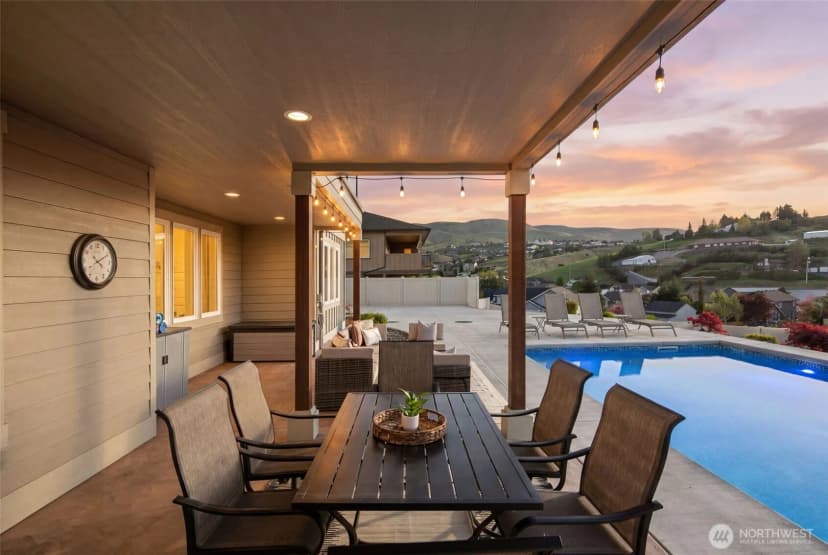 Property photo for 850 Autumn Crest Drive, Wenatchee photo 33
