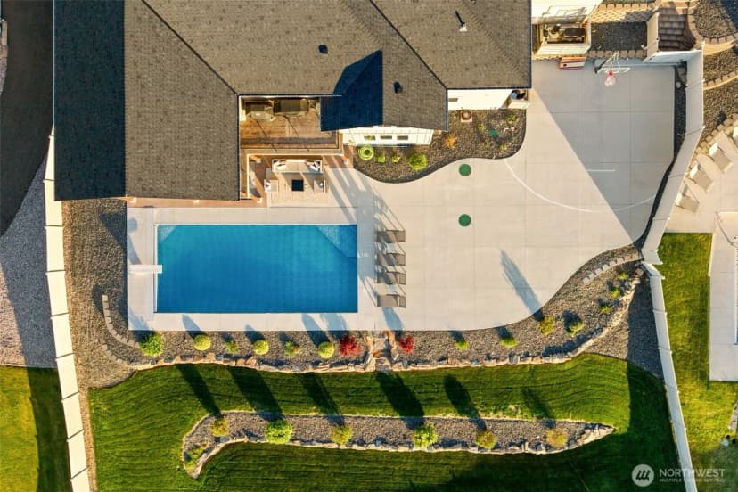 Property photo for 850 Autumn Crest Drive, Wenatchee photo 39