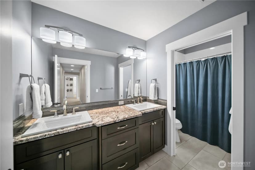 Property photo for 850 Autumn Crest Drive, Wenatchee photo 22