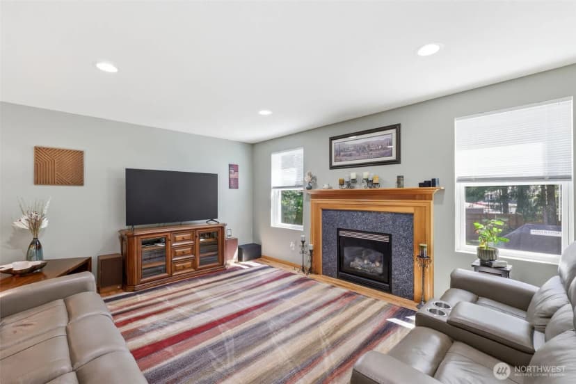 Property photo for 15025 27th Avenue Nw, Gig Harbor photo 11