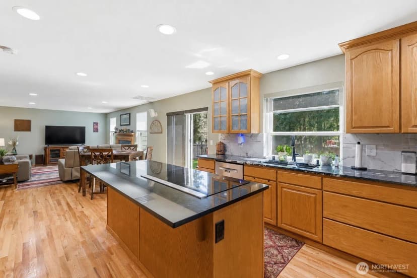 Property photo for 15025 27th Avenue Nw, Gig Harbor photo 7