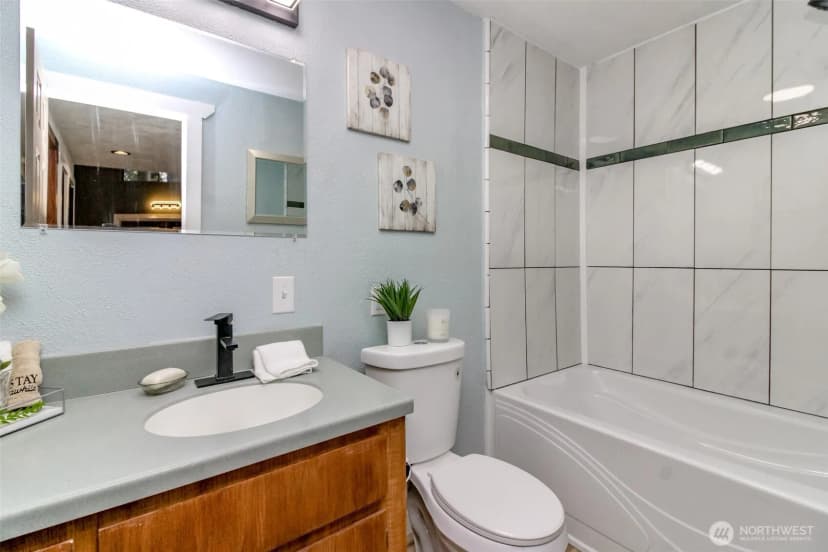 Property photo for 16900 Kalmia Court Se, Yelm photo 11