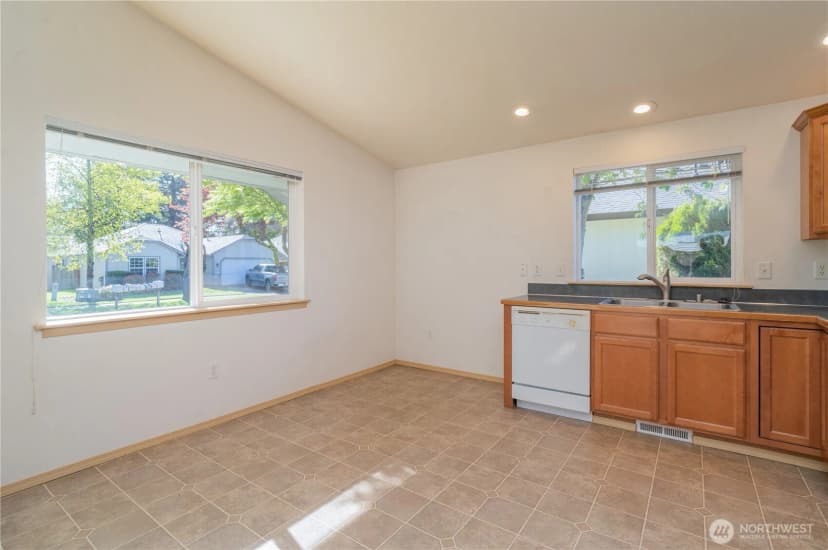 Property photo for 4511 Carver Street Se, Olympia photo 11