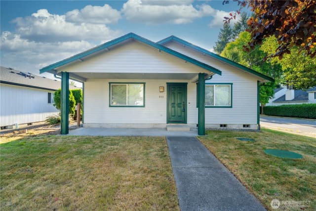 Property photo for 4511 Carver Street Se, Olympia