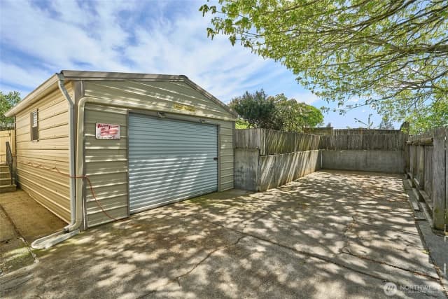 Property photo for 22617 108th Se, Kent photo 4