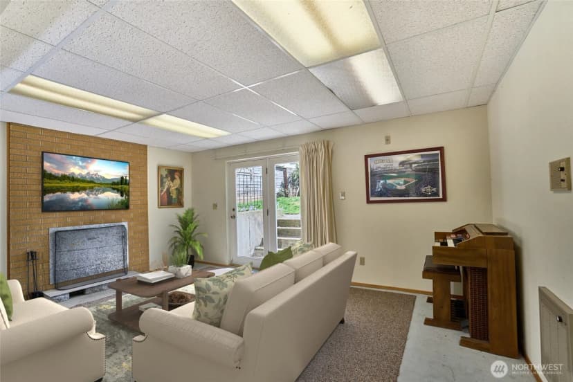 Property photo for 22617 108th Se, Kent photo 31