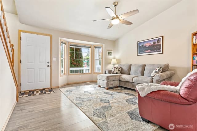 Property photo for 3601 Orange Blossom Court, Bellingham photo 5
