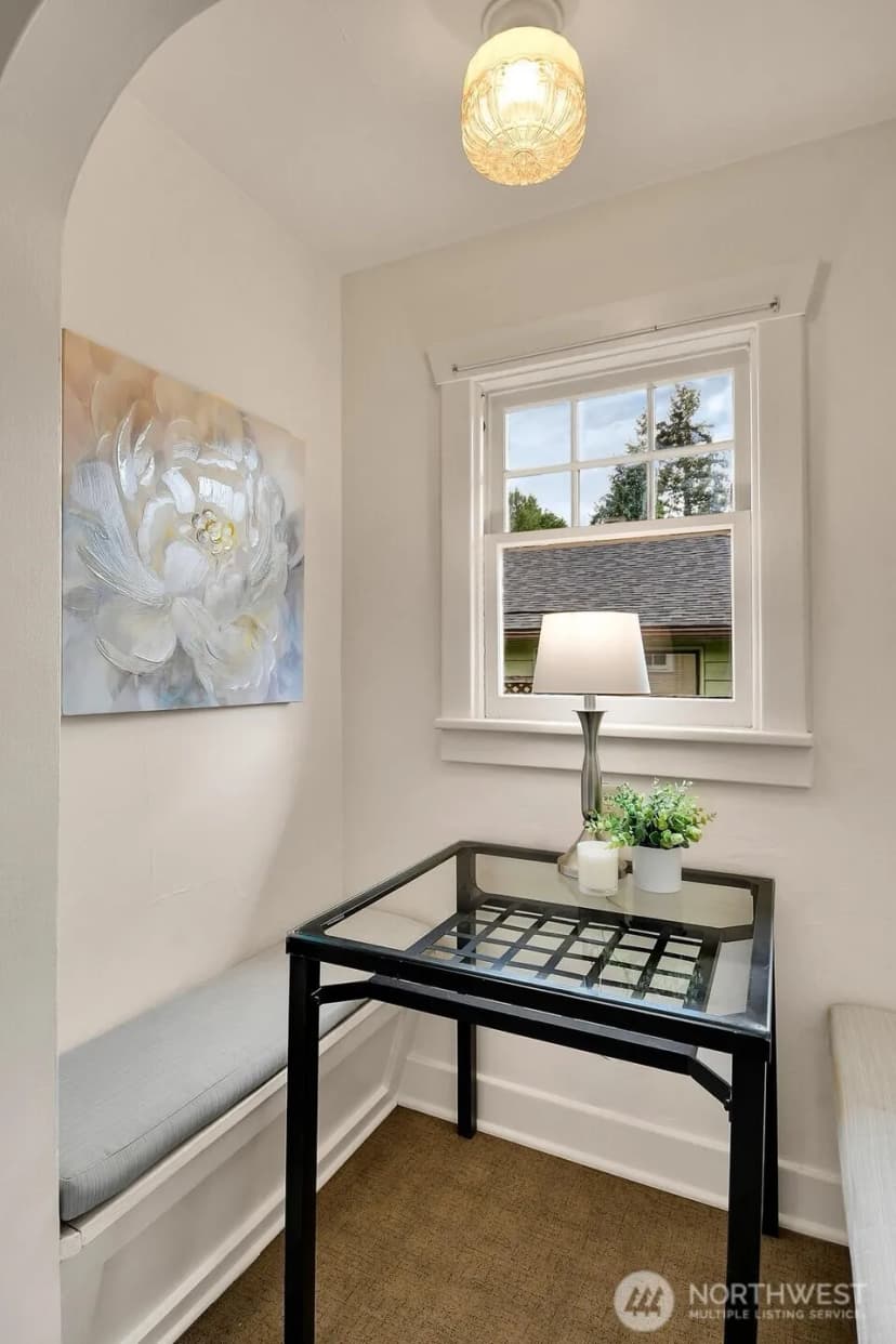 Property photo for 4008 Ne 56th Street, Seattle photo 8