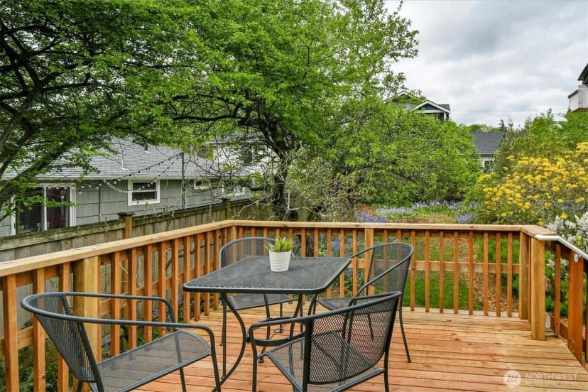 Property photo for 4008 Ne 56th Street, Seattle photo 12