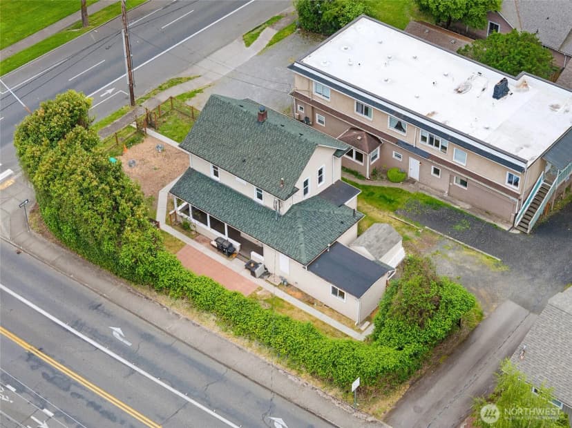 Property photo for 1128 State Avenue Ne, Olympia photo 27