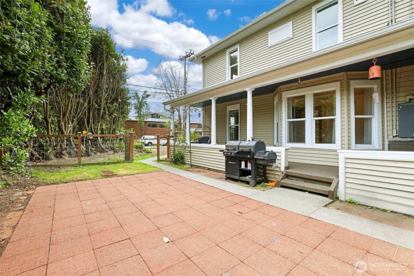 Property photo for 1128 State Avenue Ne, Olympia photo 23