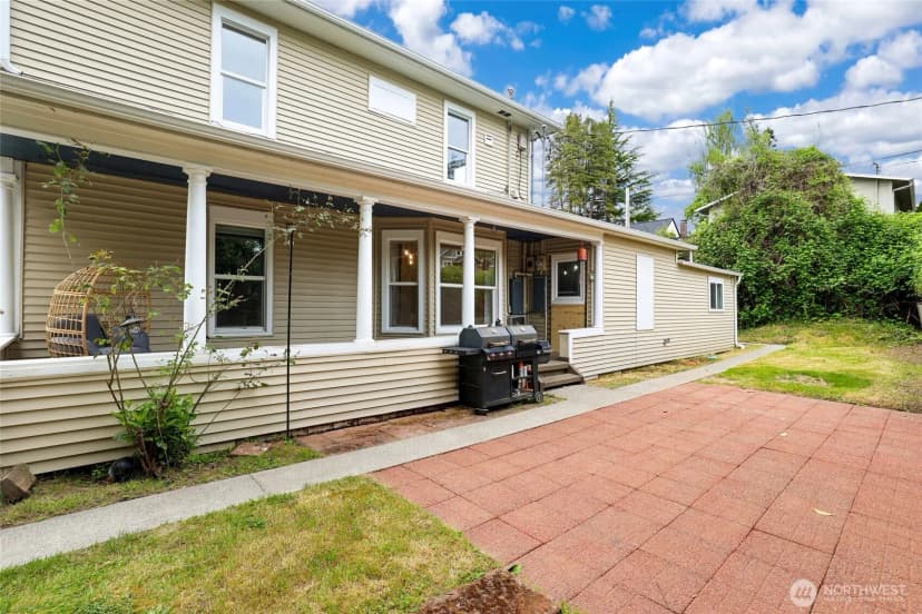 Property photo for 1128 State Avenue Ne, Olympia photo 22