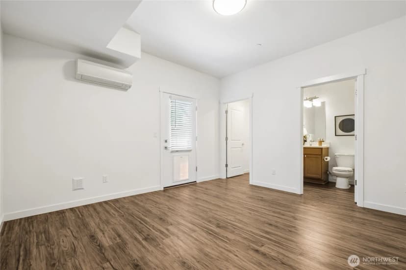 Property photo for 115 Sw 181st Place #c11, Normandy Park photo 4
