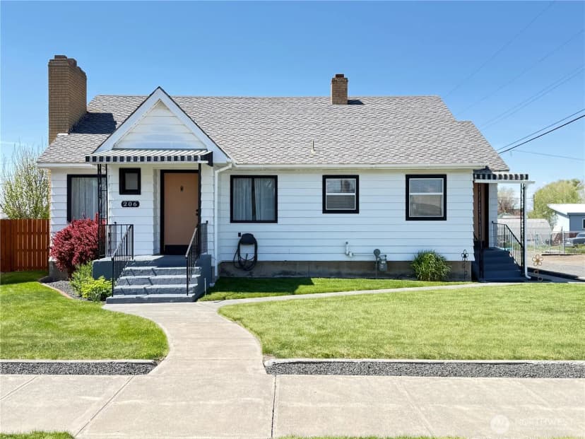 Property photo for 206 S Alder Street, Odessa