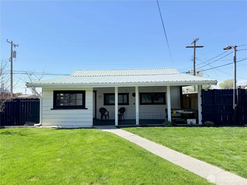 Property photo for 206 S Alder Street, Odessa photo 27