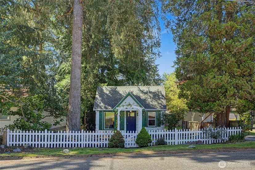 Property photo for 14019 23rd Avenue Ne, Seattle photo 23