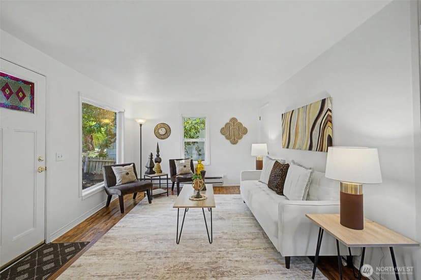 Property photo for 14019 23rd Avenue Ne, Seattle photo 5