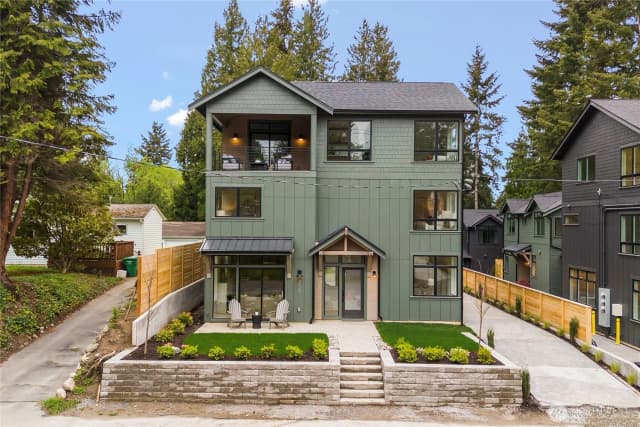Property photo for 3020 Ne 95th, Seattle