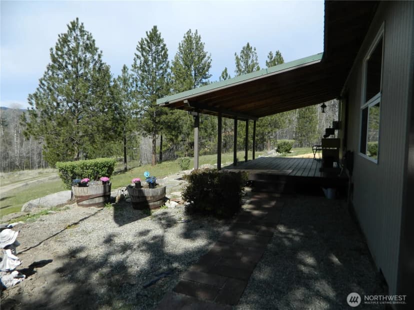 Property photo for 120 Sour Dough Creek Road, Tonasket photo 9